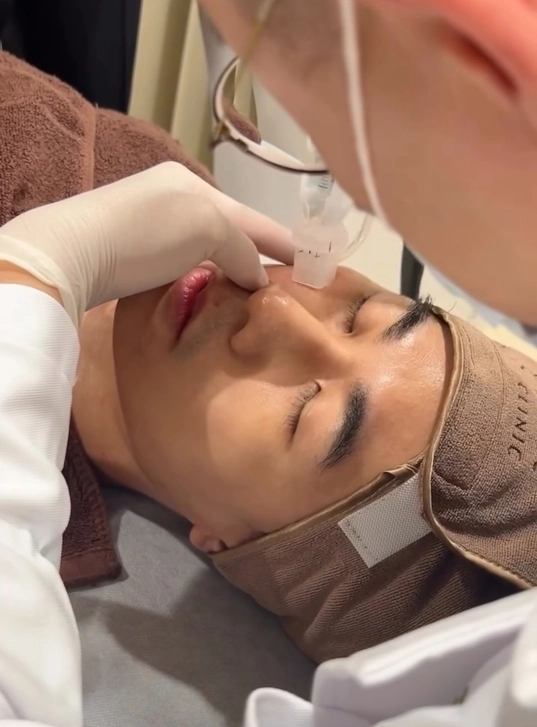 沐美璀璨醫美診所